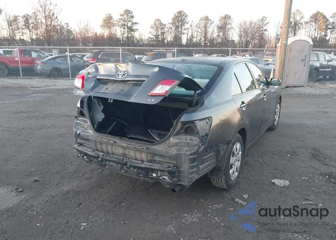 2010 Toyota Camry Le z USA, uszkodzony, nr VIN 4T1BF3EKXAU032799